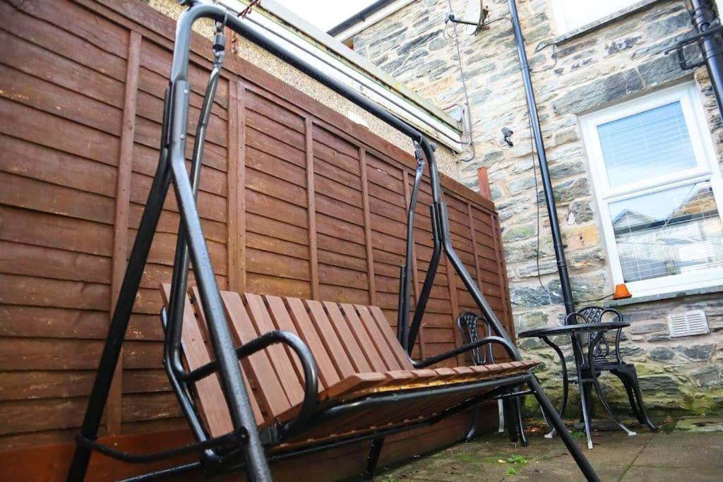 Dol Bach - Your Homely Welsh Cottage In The Heart Of Snowdonia ブライナイ・フェスティニオグ エクステリア 写真